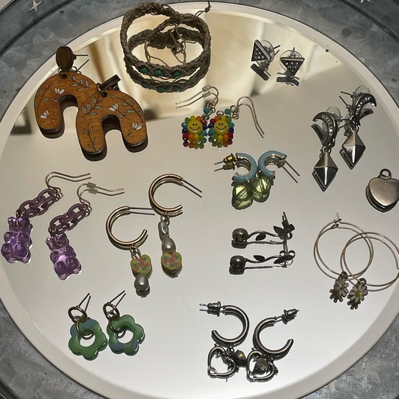 Colorful Assorted Earrings Collection - Picture 2 of 3